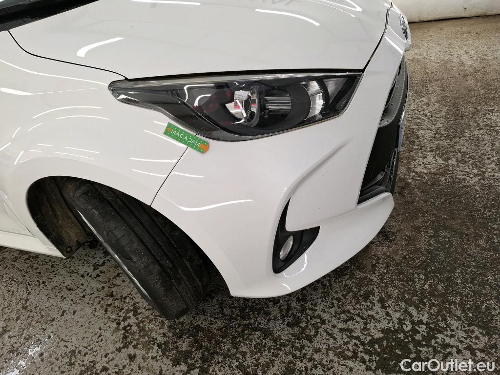  Toyota  Yaris TOYOTA  Hybride / 2019 / 5P / Berline Hybride 116h France Business Stage Acad #31