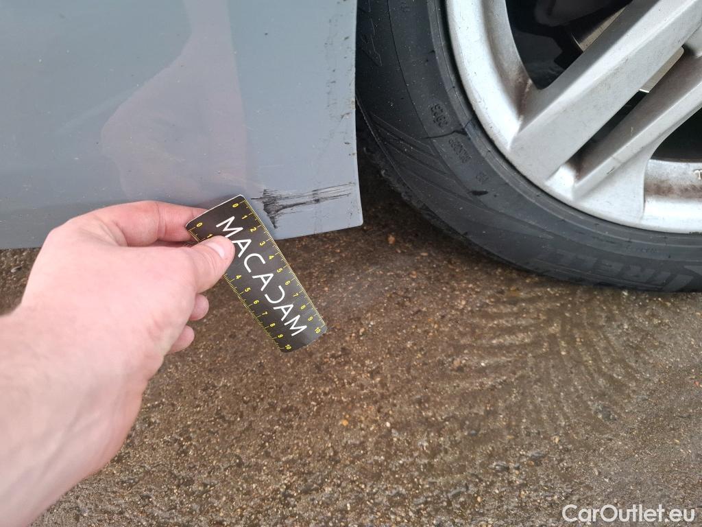  Toyota  Corolla TOYOTA  Touring Sports / 2018 / 5P / Break Hybride 122h Dynamic Business Stage Acad #12