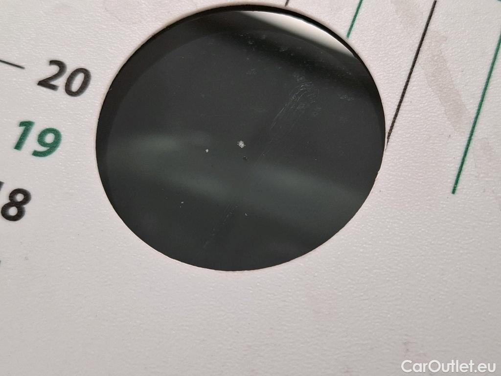  Toyota  Yaris TOYOTA  Hybride / 2019 / 5P / Berline Hybride 116h France Business Stage Acad #2