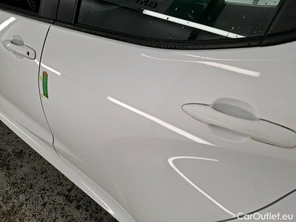  Toyota  Yaris TOYOTA  Hybride / 2019 / 5P / Berline Hybride 116h France Business Stage Acad #3