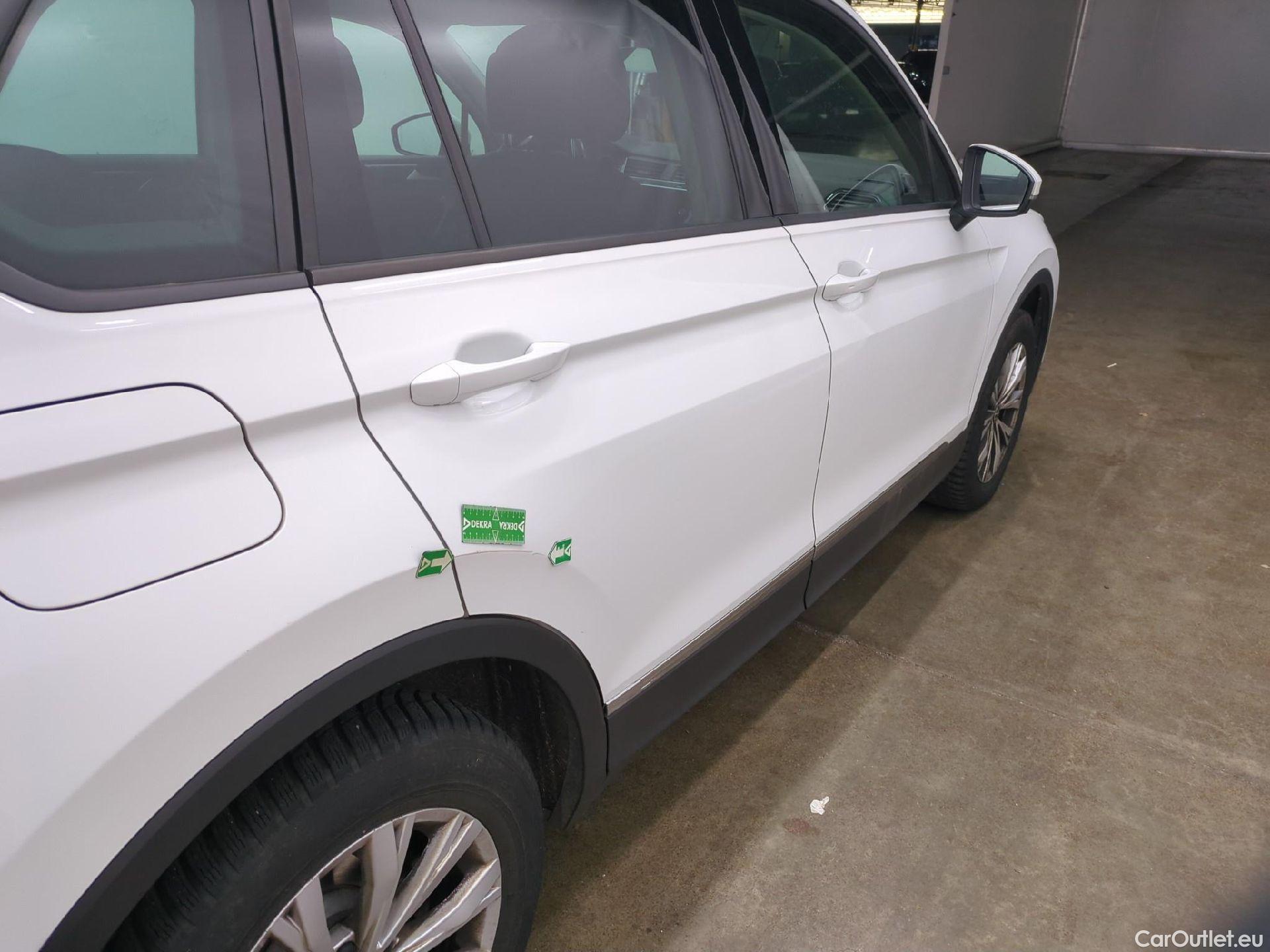  Volkswagen  Tiguan VOLKSWAGEN  / 2020 / 5P / SUV 1.5 TSI 150 DSG7 Life Busines #62