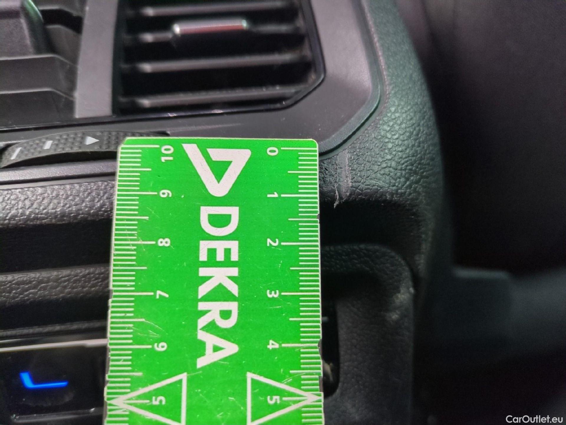  Volkswagen  Tiguan VOLKSWAGEN  / 2020 / 5P / SUV 1.5 TSI 150 DSG7 Life Busines #8