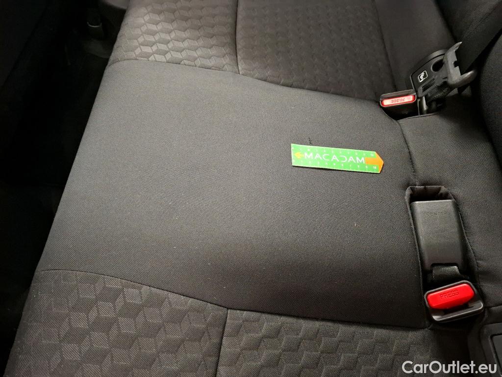  Toyota  Yaris TOYOTA  Hybride / 2019 / 5P / Berline Hybride 116h France Business Stage Acad #25