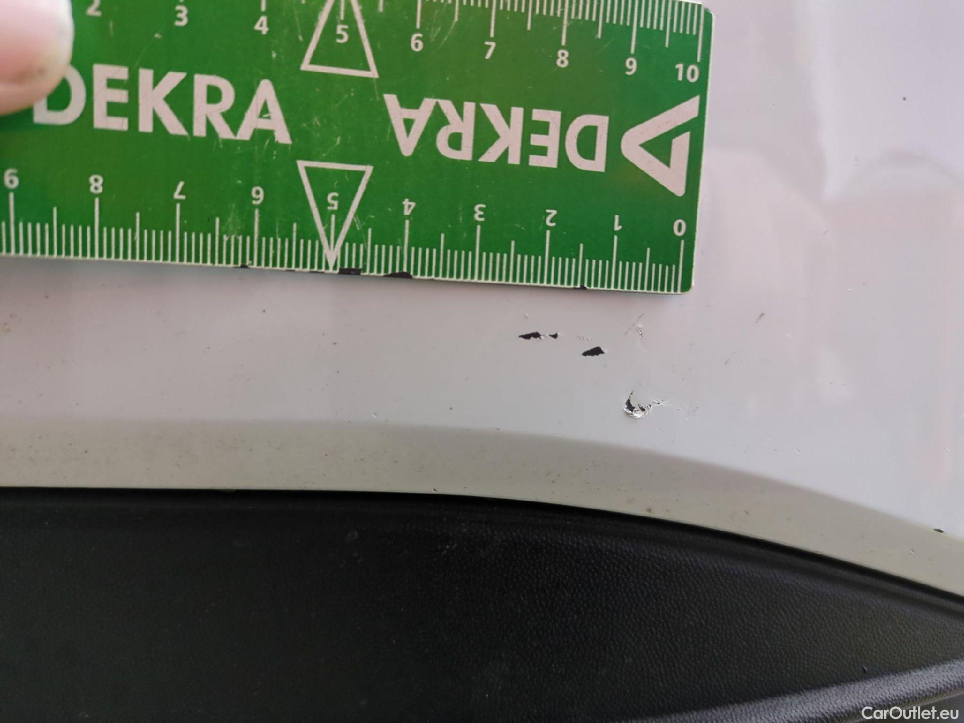  Volkswagen  Tiguan VOLKSWAGEN  / 2020 / 5P / SUV 1.5 TSI 150 DSG7 Life Busines #19