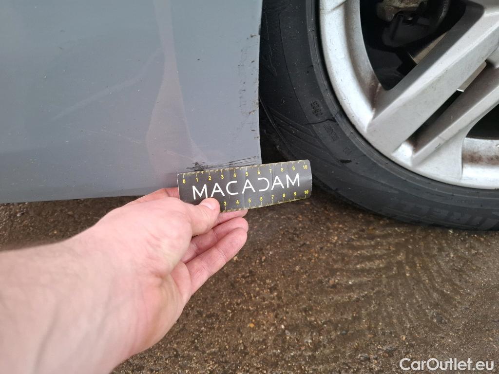  Toyota  Corolla TOYOTA  Touring Sports / 2018 / 5P / Break Hybride 122h Dynamic Business Stage Acad #11