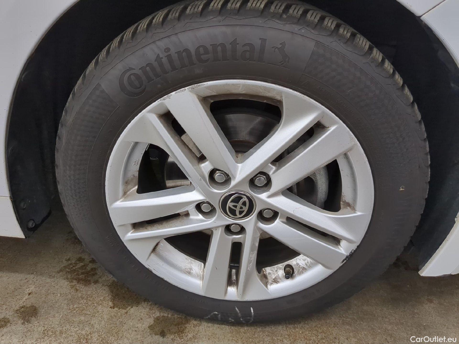  Toyota  Corolla TOYOTA  / 2018 / 5P / Berline Hybride 122h Dynamic Business Supp Lomb #5