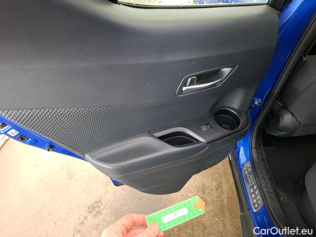  Toyota  C-HR TOYOTA  / 2016 / 5P / SUV 2.0 HYBRIDE 184 DYNAMIC BUSINESS #8