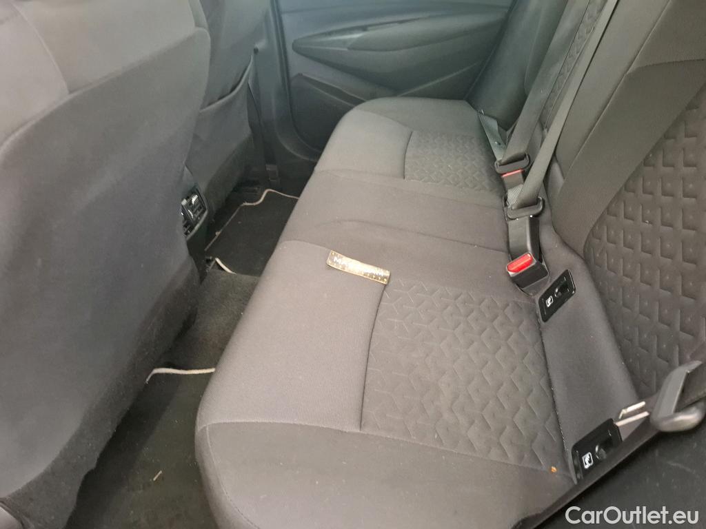  Toyota  Corolla TOYOTA  Touring Sports / 2018 / 5P / Break Hybride 122h Dynamic Business Stage Acad #30