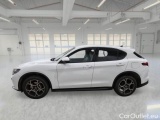  Alfa Romeo   STELVIO ALFA ROMEO / 2017 / 5P / SUV 2.2 TURBO DIESEL 180CV AT8 Q4 EXECUTIVE #8