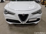  Alfa Romeo   STELVIO ALFA ROMEO / 2017 / 5P / SUV 2.2 TURBO DIESEL 180CV AT8 Q4 EXECUTIVE #28