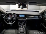  Alfa Romeo   STELVIO ALFA ROMEO / 2017 / 5P / SUV 2.2 TURBO DIESEL 160CV BUSINESS AT8 RWD #3
