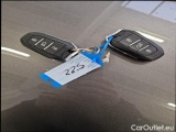  Peugeot  2008 PEUGEOT  / 2019 / 5P / CROSSOVER BLUEHDI 130 EAT8 GT LINE S/S AUT. #49