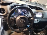  Toyota  Yaris TOYOTA  / 2017 / 5P / BERLINA 1.5 HYBRID BUSINESS #57