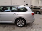  Volkswagen  Passat VOLKSWAGEN  / 2019 / 5P / Station wagon Var. 2.0TDI SCR EVO 110kW Business DSG #70