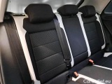  Volkswagen  T-ROC VOLKSWAGEN  / 2017 / 5P / SUV 1.6 TDI SCR ADVANCED BMT #8