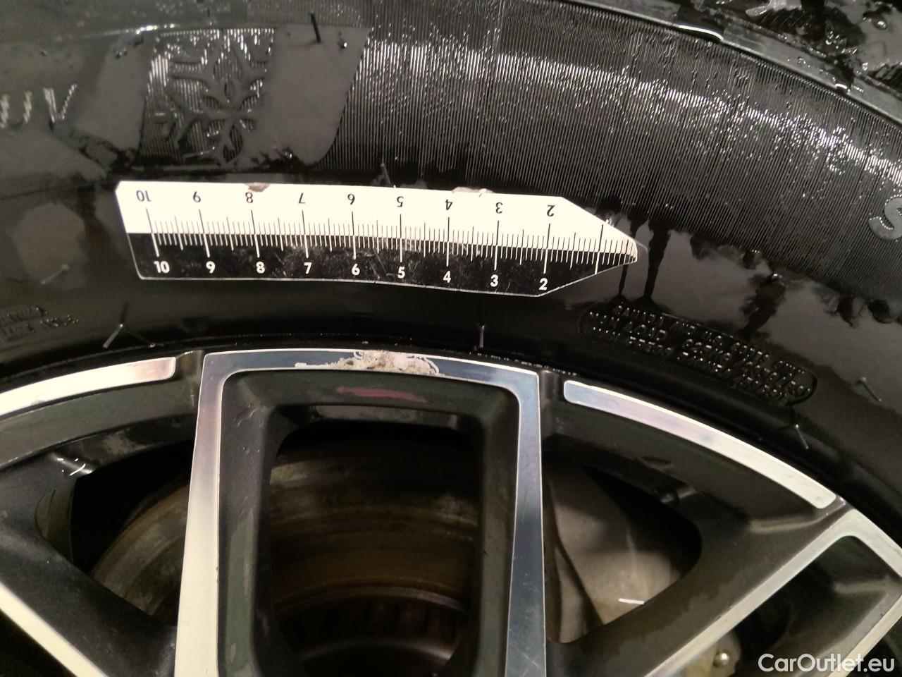  Mercedes  EQC  400 SE Edition 4Matic Aut #2