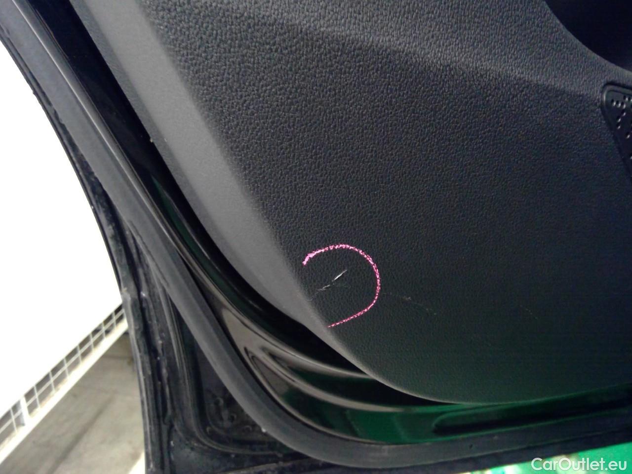  Skoda  ENYAQ  iV80 5d #9