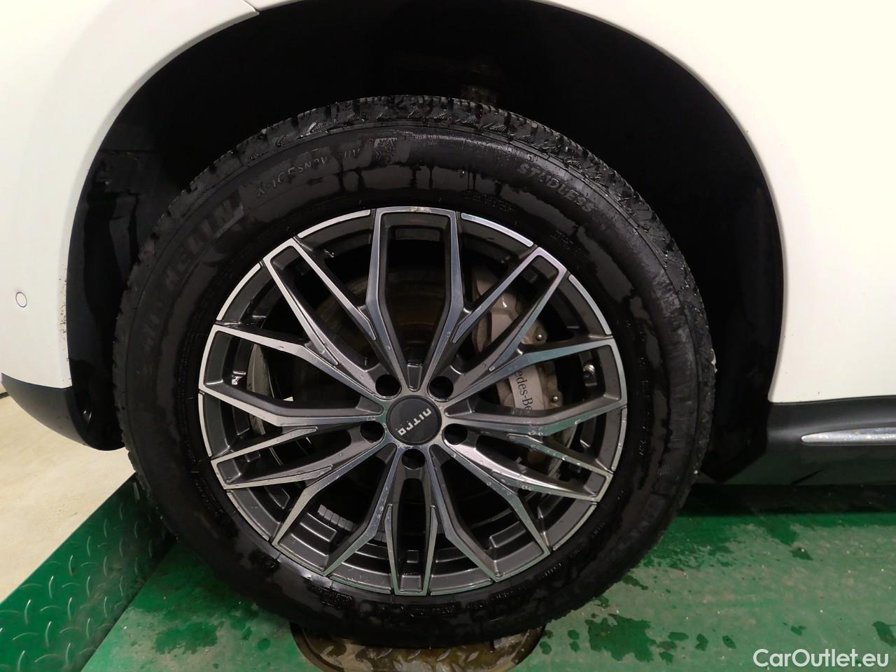  Mercedes  EQC  400 SE Edition 4Matic Aut #1