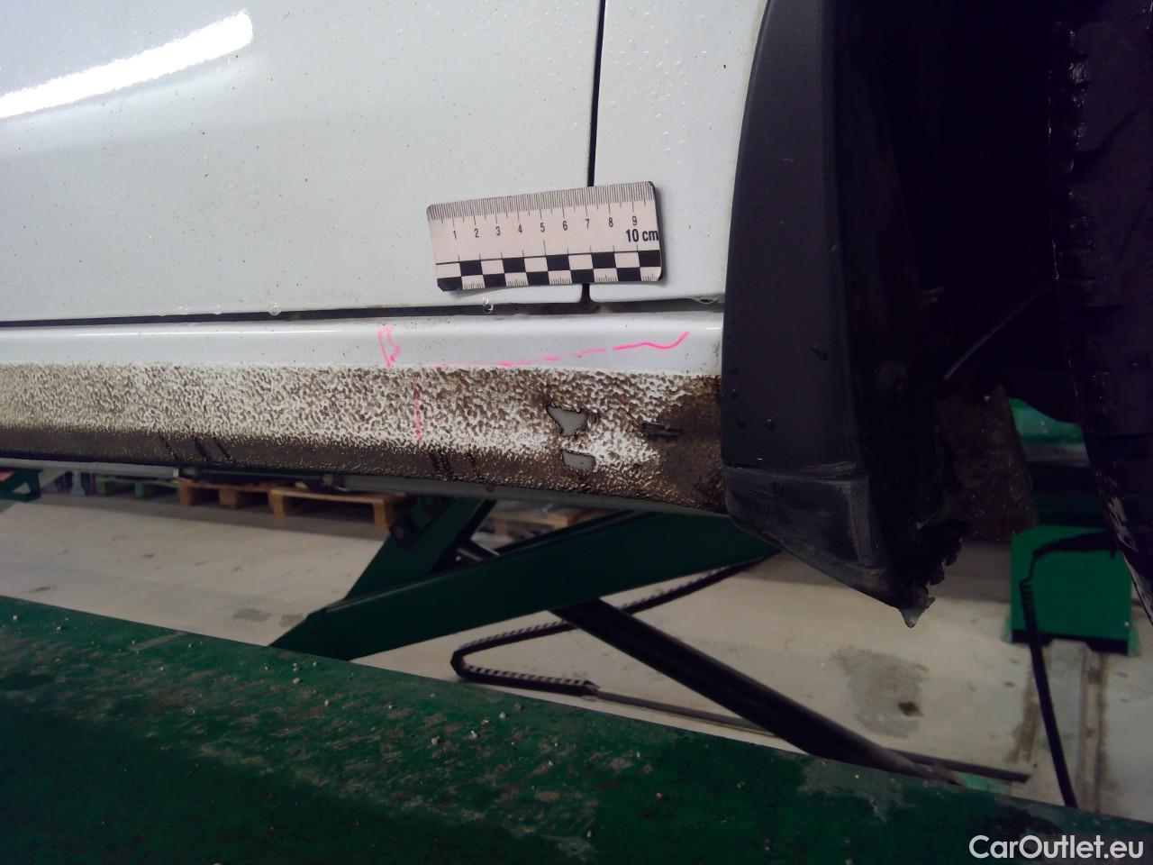  KIA  Cee'd ceed SW 1.6PHEV Advance 5d #13