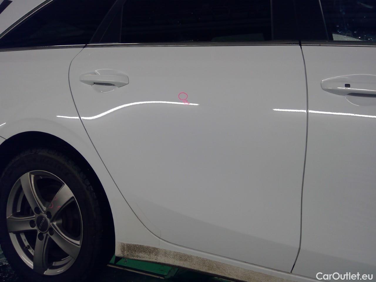  KIA  Cee'd ceed SW 1.6PHEV Advance 5d #12