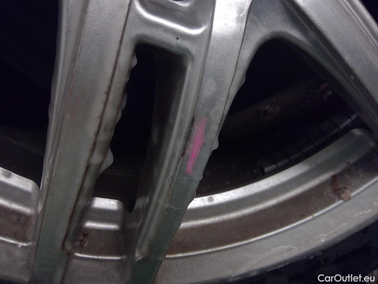  Skoda  ENYAQ  iV80 5d #13