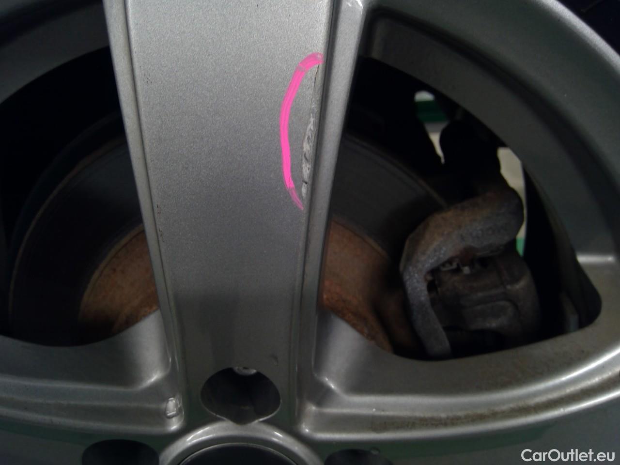  KIA  Cee'd ceed SW 1.6PHEV Advance 5d #6