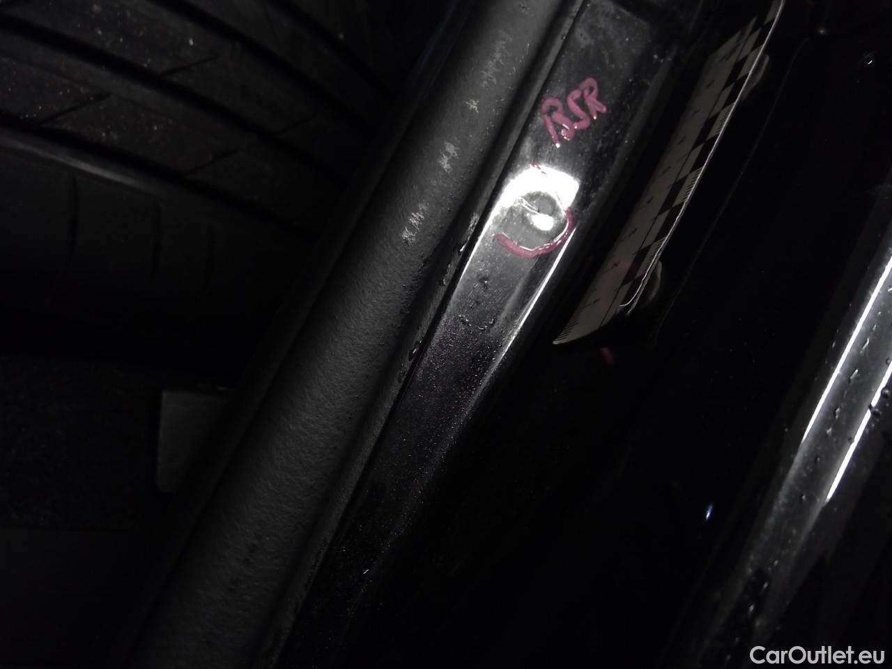  Skoda  ENYAQ  iV80 5d #7