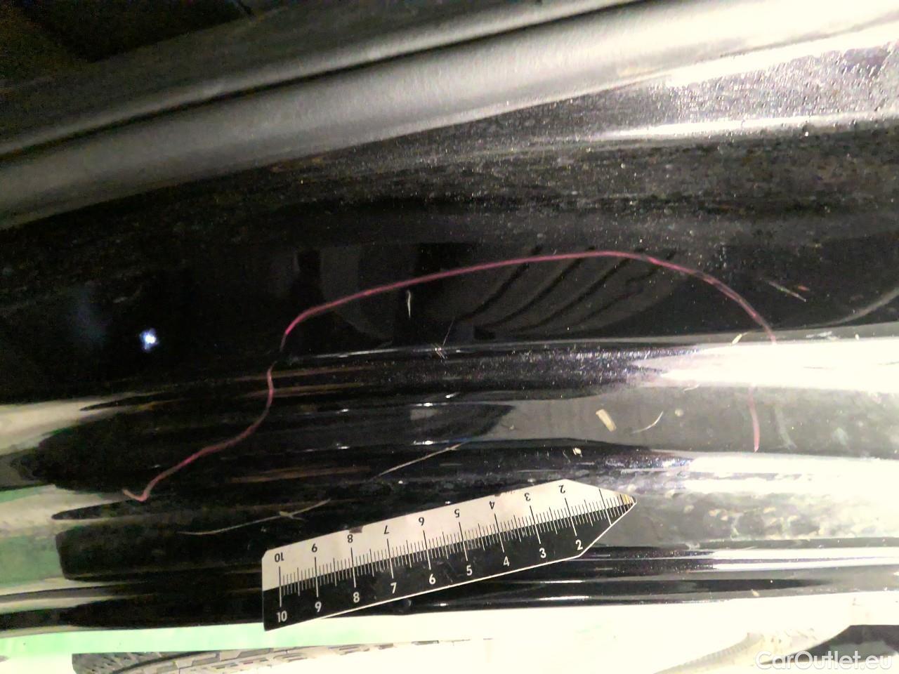  Skoda  ENYAQ  iV80 5d #8