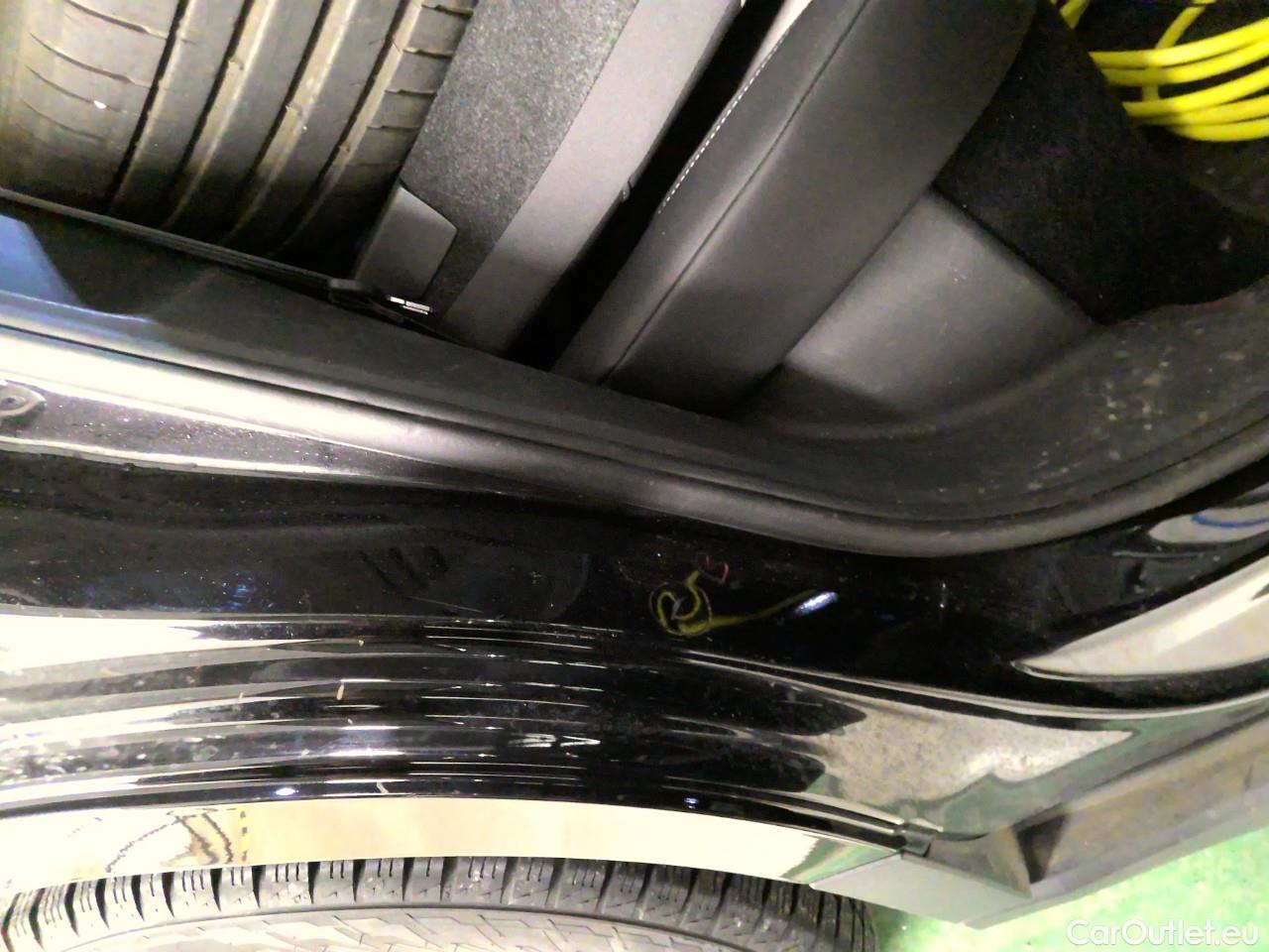  Skoda  ENYAQ  iV80 5d #4