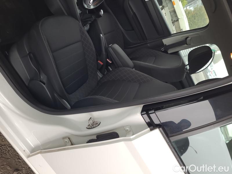  Skoda  Fabia  Combi (2015) Co 1.0TSI70 Style #22