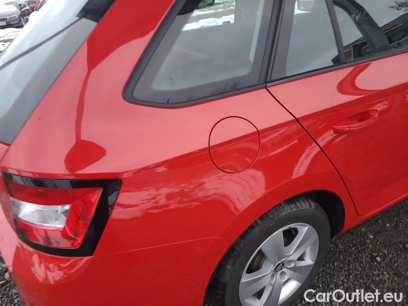  Skoda  Fabia  Combi (2015)  Com.1.0TSI 70 Ambition #19