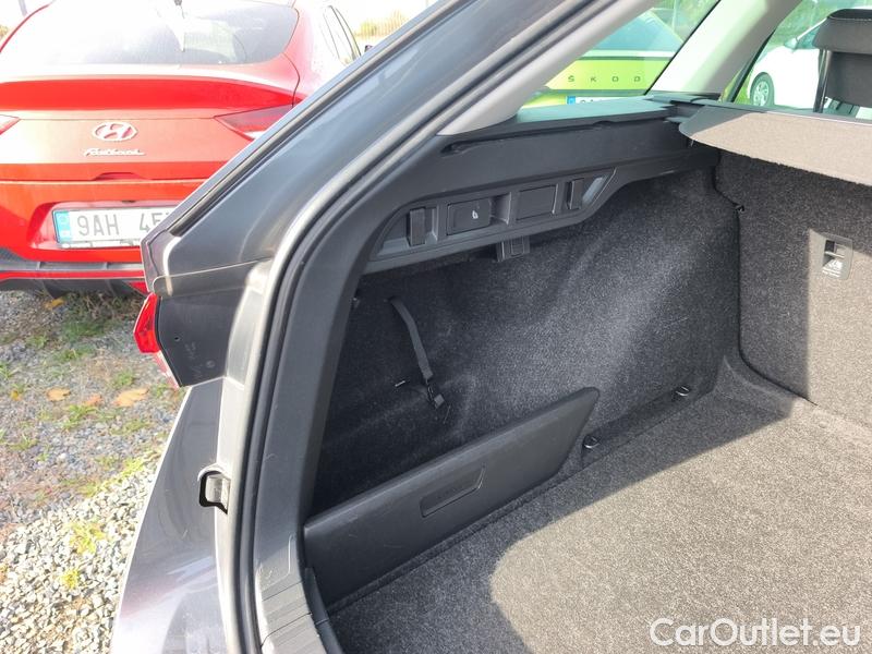  Skoda  Octavia  Combi (NX3)(2020) Oct.Combi 2.0TDI 85 Style AT #15