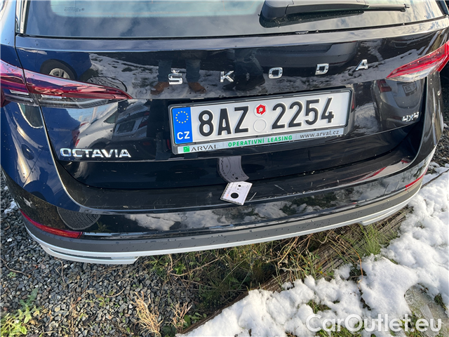  Skoda  Octavia Oct.C. 2.0TDI 147 Scout 4x4 AT #16