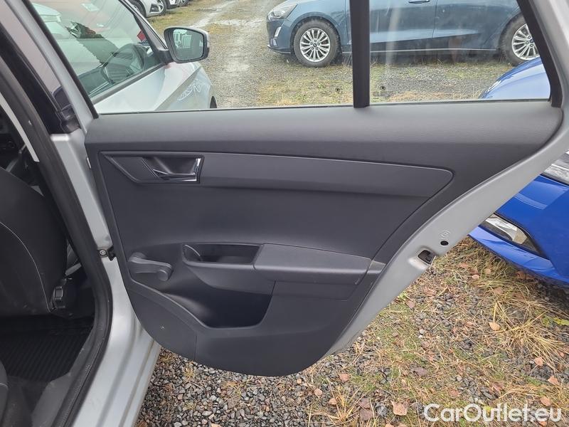  Skoda  Fabia  Combi (2015)  Com.1.0TSI 70 Ambition #21