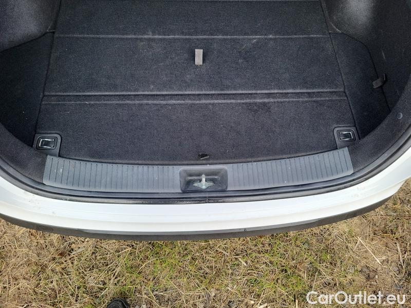  Hyundai  i30  (PD)(01.2017  ->)  kom.1.5T-GDI Smart 5d #2