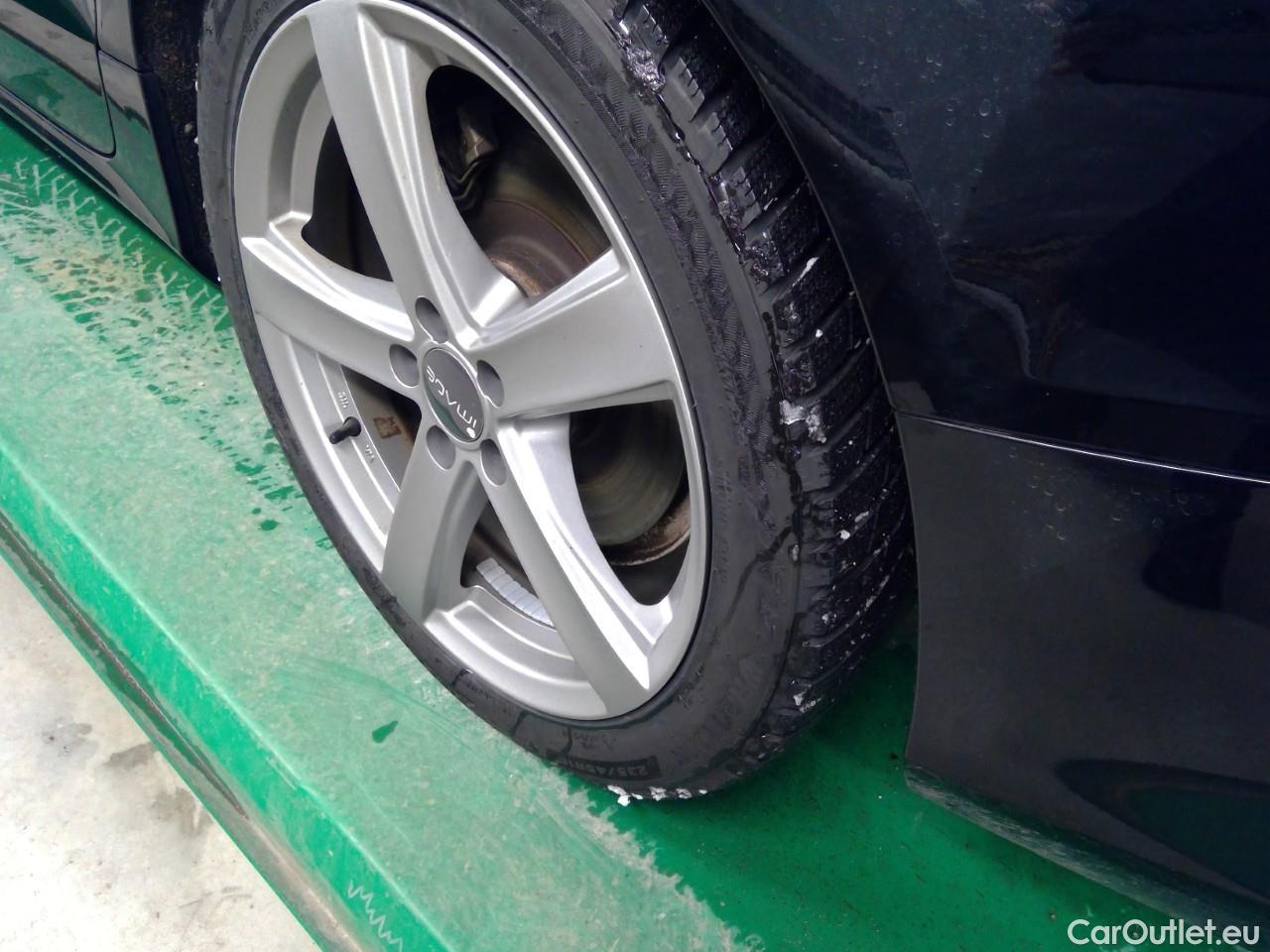  Volvo  V60  T6 AWD R-Design Rechar.Aut #11