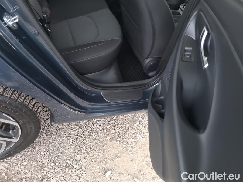  Hyundai  i30   cw (PD)(2017->)  kom.1.5TGDI FamilySmart AT #10