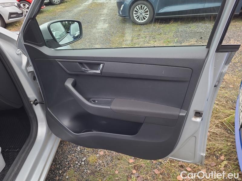  Skoda  Fabia  Combi (2015)  Com.1.0TSI 70 Ambition #23