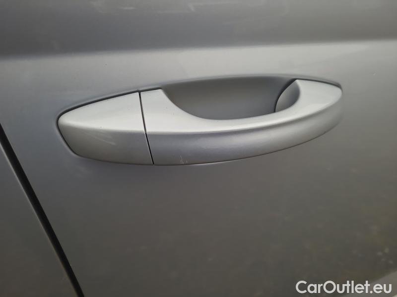  Skoda  Fabia  Combi (2015)  Com.1.0TSI 70 Ambition #22