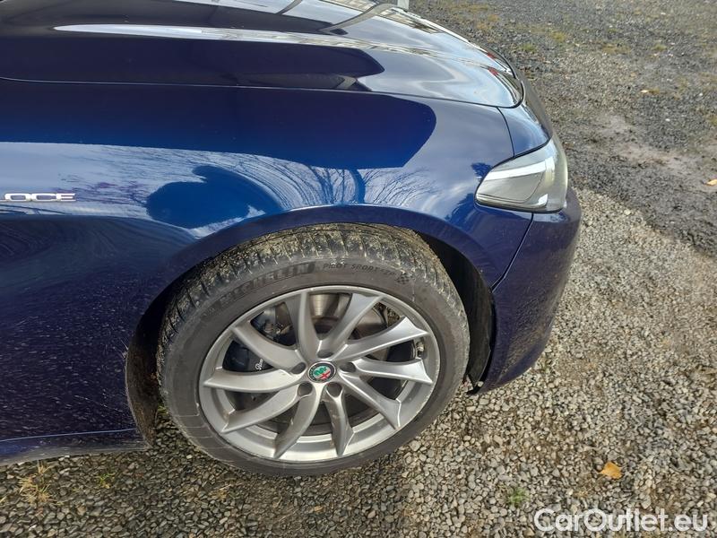  Alfa Romeo  Giulietta Giulia (952) (2016) Giulia 2.2Die210 Veloce AWD AT #21