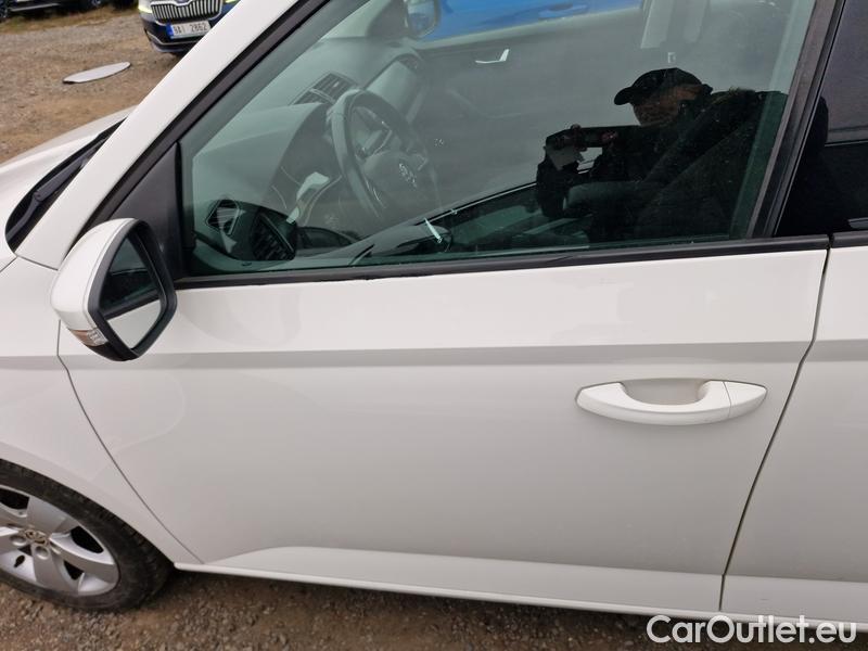  Skoda  Fabia  Combi (2015) Co 1.0TSI70 Style #28