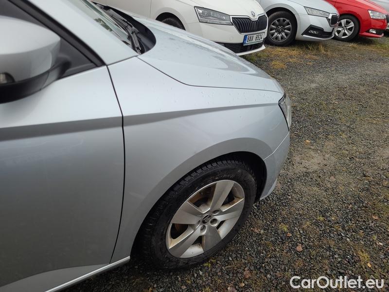  Skoda  Fabia  Combi (2015)  Com.1.0TSI 70 Ambition #24