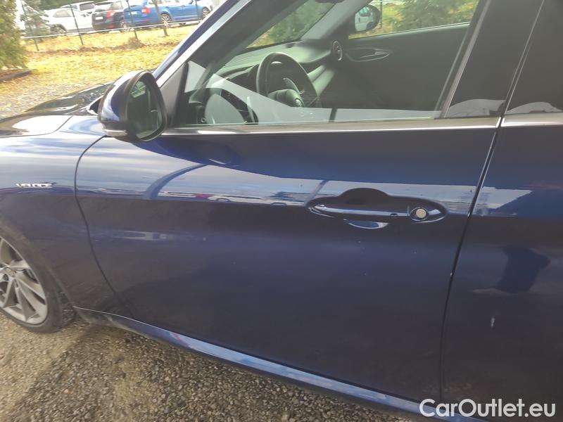  Alfa Romeo  Giulietta Giulia (952) (2016) Giulia 2.2Die210 Veloce AWD AT #3