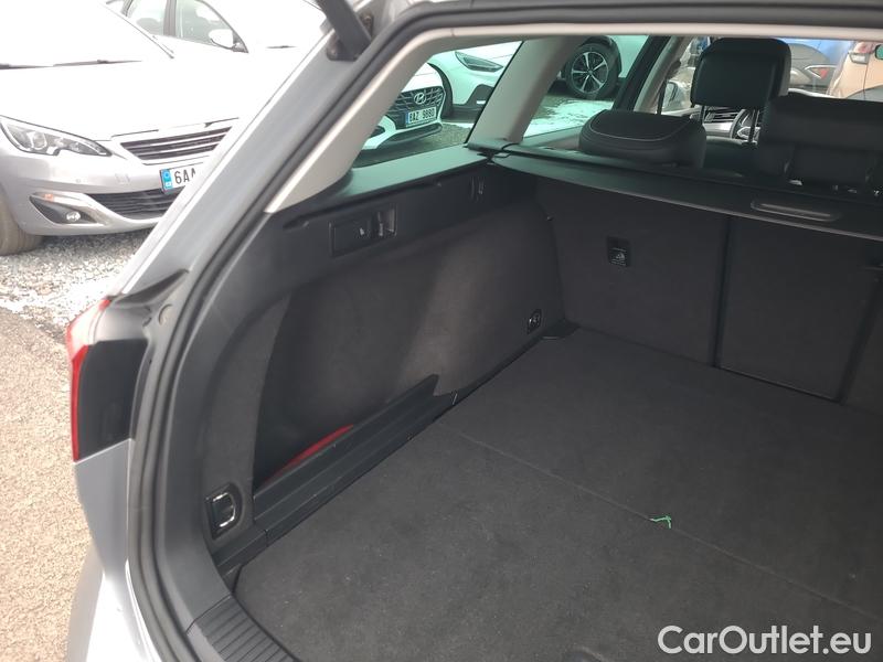  Volkswagen  Passat  Variant (CB5) (2019) Pas.Var.2.0TDI 110 Elegance #27