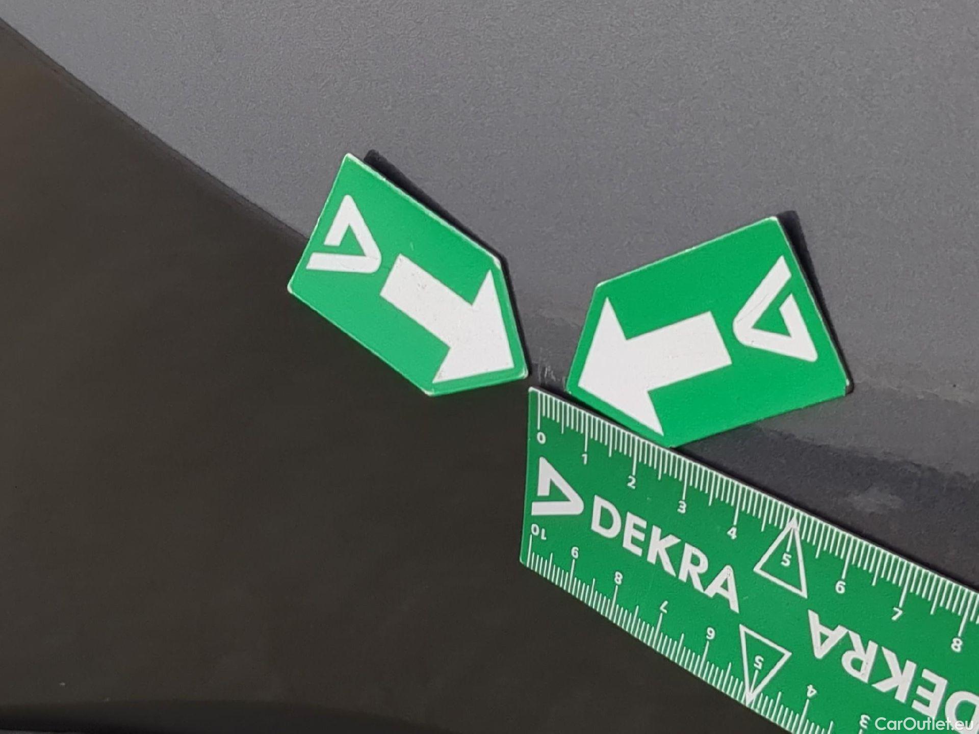  Toyota  C-HR TOYOTA  / 2016 / 5P / SUV 1.8 Hybride 122 Dynamic Business Beyond #6