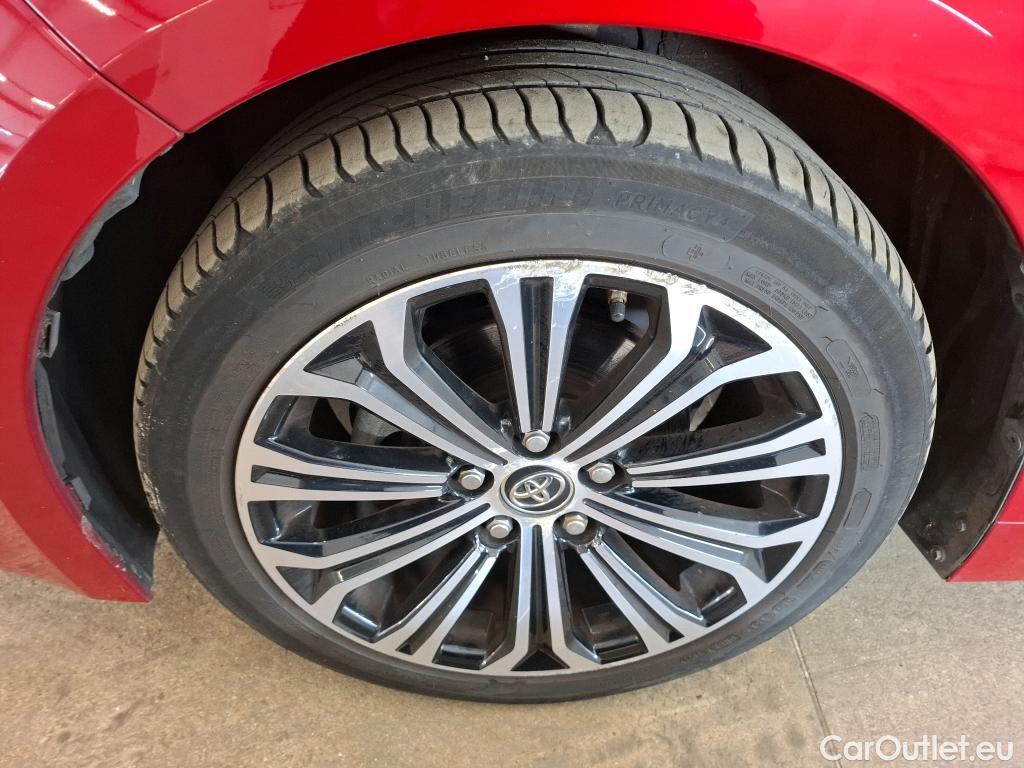  Toyota  Corolla TOYOTA  / 2018 / 5P / Berline Hybride 122h Design #19