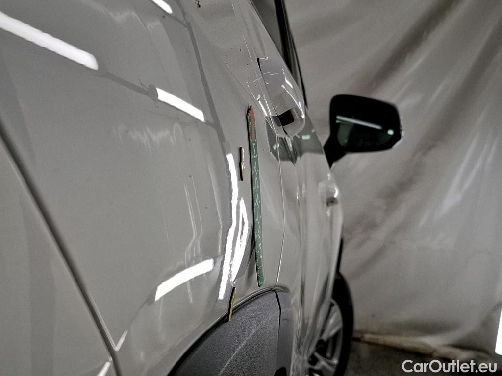  Toyota  RAV4 TOYOTA  Hybride / 2018 / 5P / SUV Hybride AWD Dynamic Business Beyond Zero #8