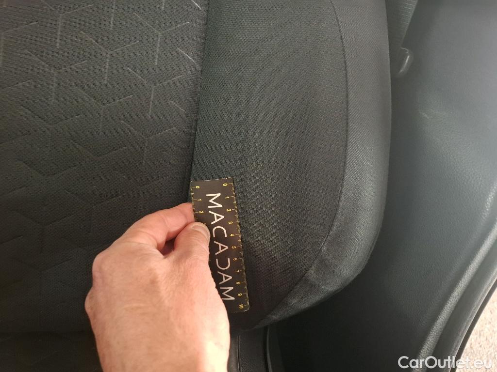  Toyota  Corolla TOYOTA  Touring Sports / 2018 / 5P / Break Hybride 122h Dynamic Business Stage Acad #3