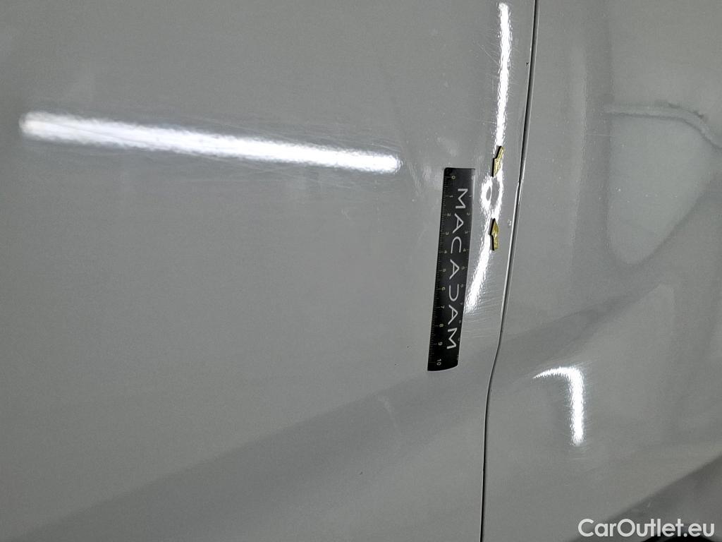  Toyota  RAV4 TOYOTA  Hybride / 2018 / 5P / SUV Hybride AWD 222ch Dynamic #33