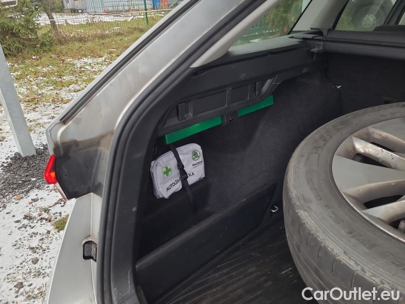  Skoda  Octavia  Combi (NX3)(2020) Oct.Combi 2.0TDI 85 Ambition #14